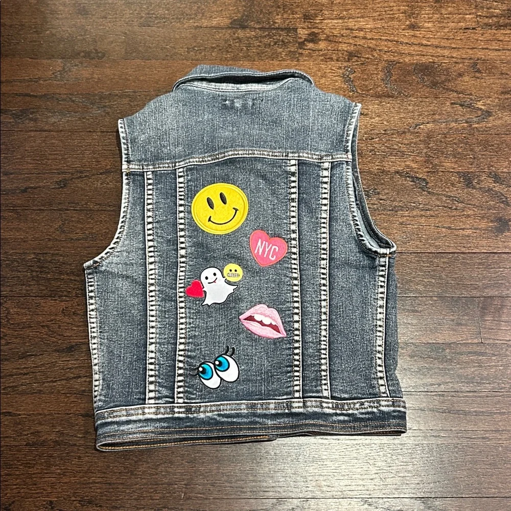 Malibu Sugar Girls Denim Sleeveless Vest with Emoji Design Size 8T